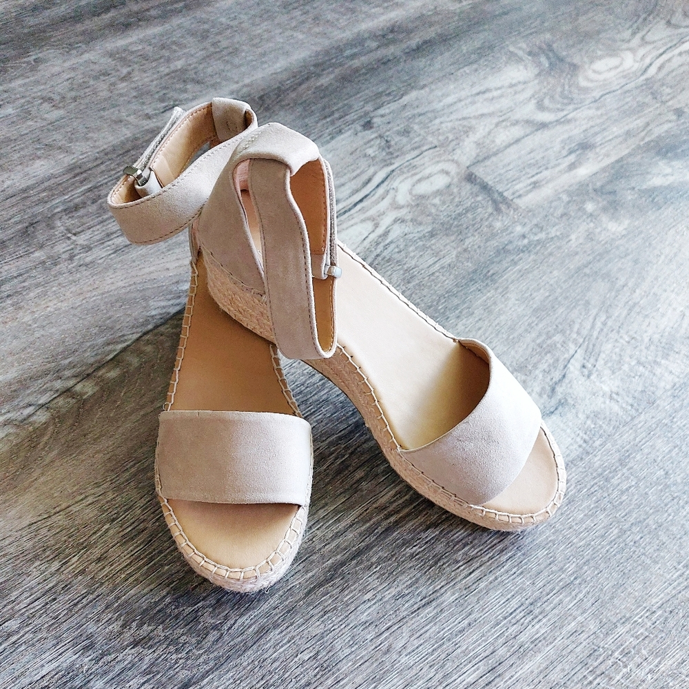 Franco Sarto Espadrille Wedge Sandal size 8